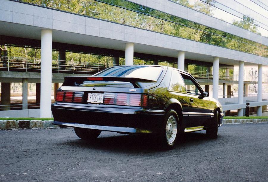  Ford Mustang GT 5.0 1987 года  (фото 7 из 14)